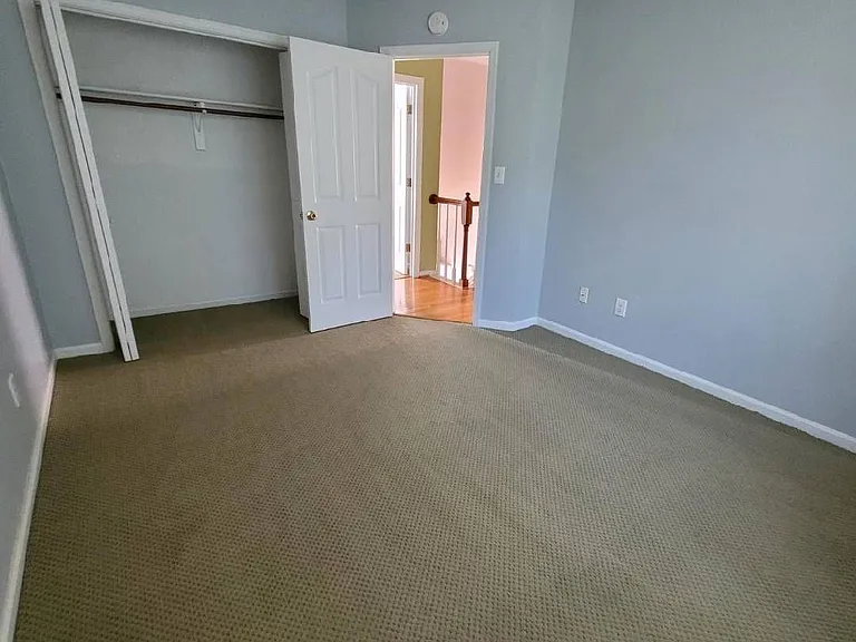 100 Lamplighter Pl — Photo 23