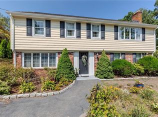 210 Essex Rd, North Kingstown, RI 02852
