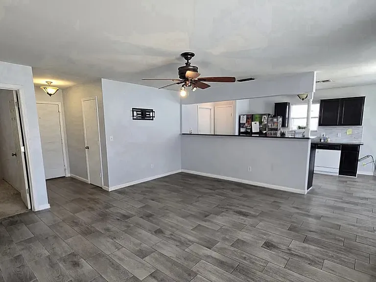 3001 Whistler Dr — Photo 4