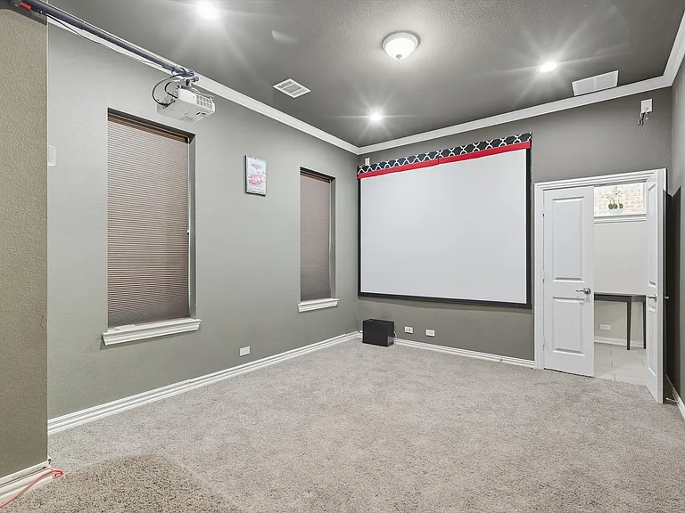 6665 Escena Blvd — Photo 24