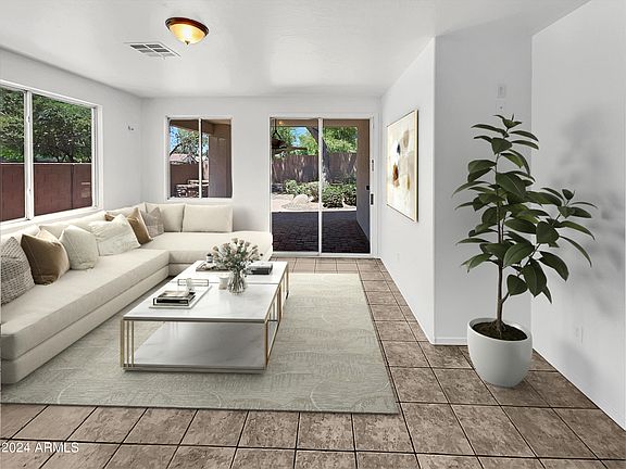 2nd image of 3844 E ESPLANADE Avenue