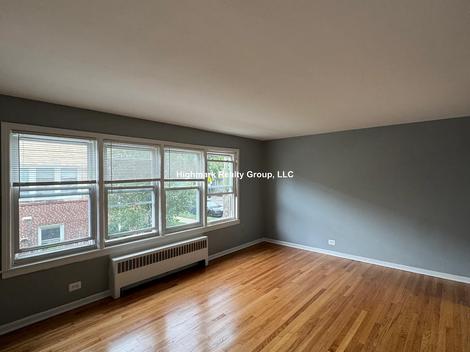 2752 W North Shore Ave — Photo 2