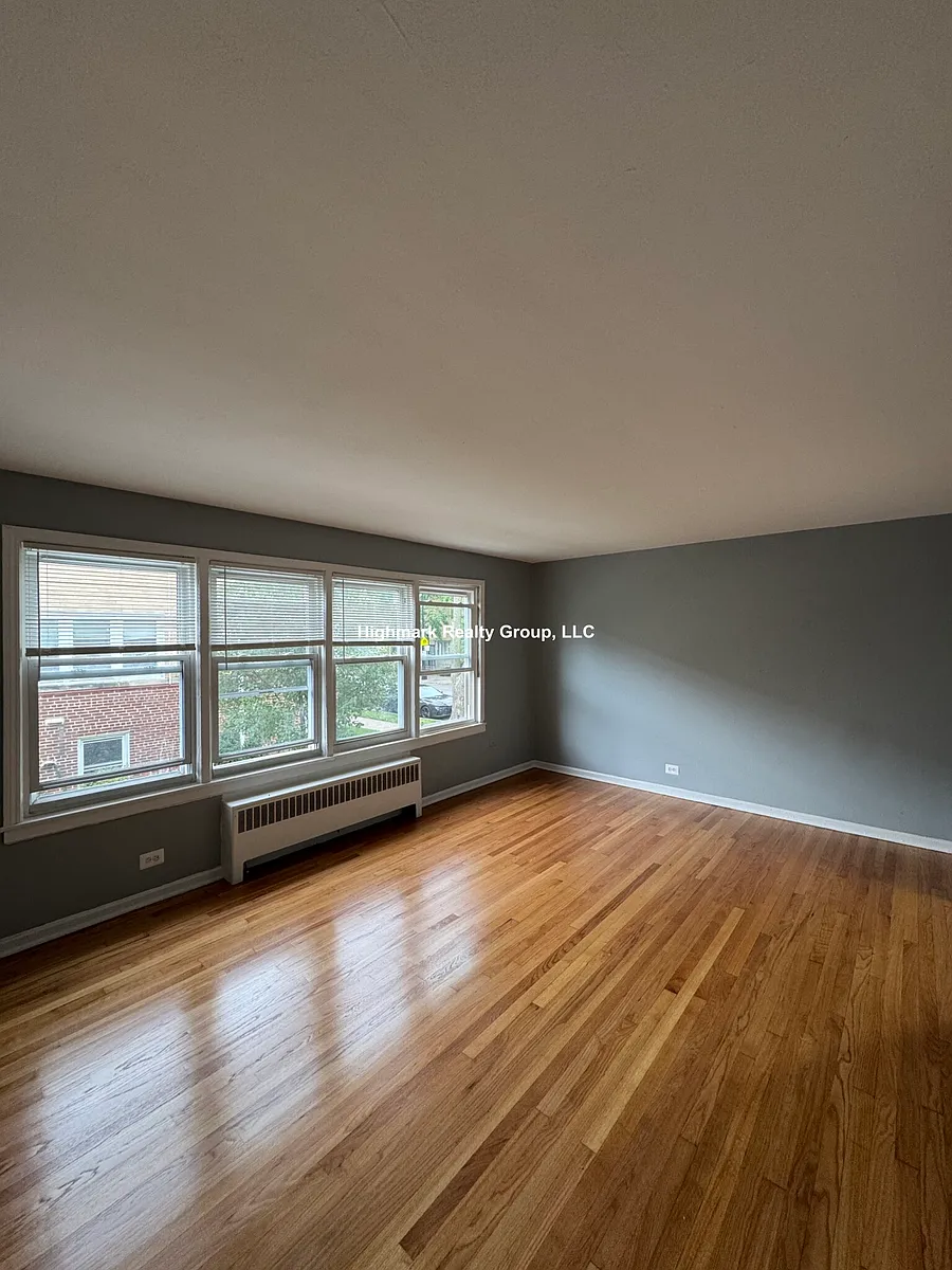 Building Photo - 2752 W North Shore Ave #1WW