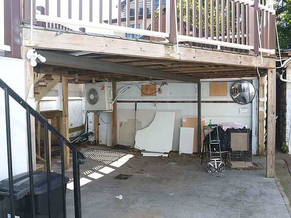 5th image of 2250 Homecrest Ave
