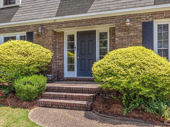 4th image of 5828 Sherborne Dr