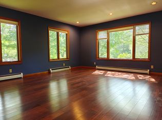 27 Highgate Cir, Ithaca, NY 14850
