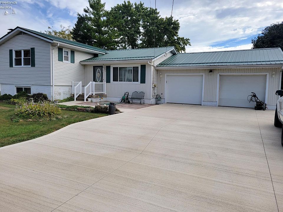 1st image of 3806 Ronald Dr