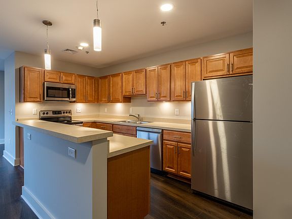 2nd image of 10 Symphony Cir #202