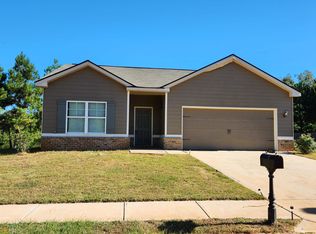 206 Poppy Ln, Byron, GA 31008