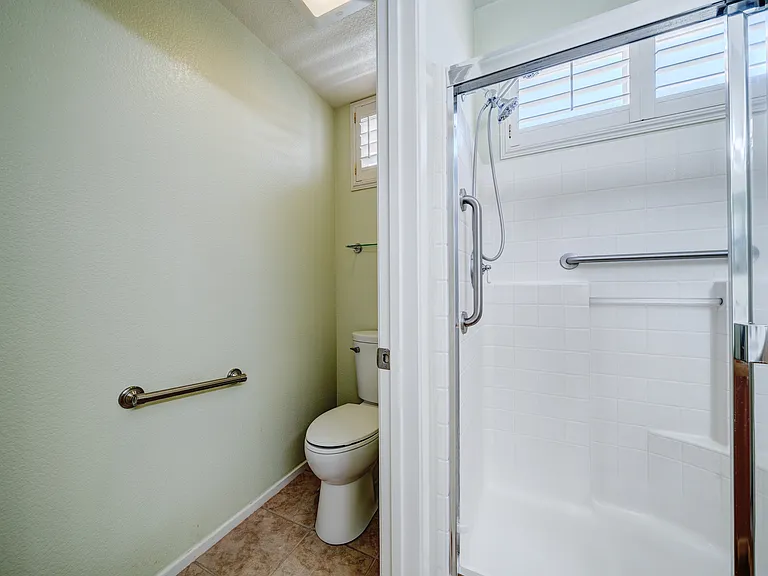 4971 Rio Bravo Dr — Photo 31