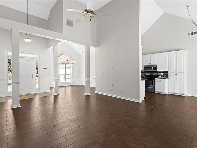 965 Dogwood Park Dr — Photo 7