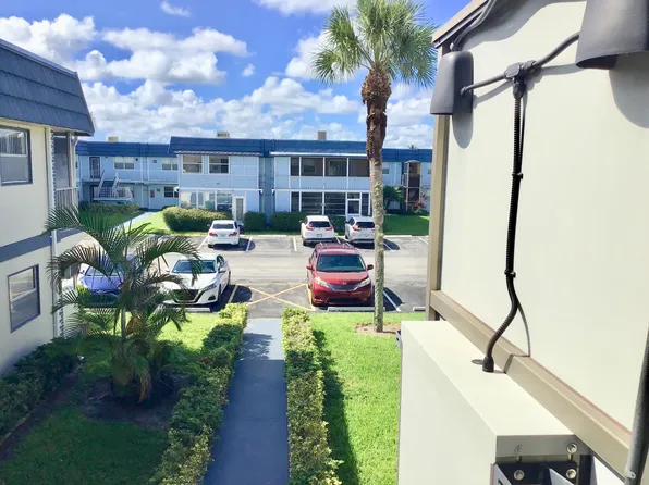 239 Brittany E, Delray Beach, FL 33446