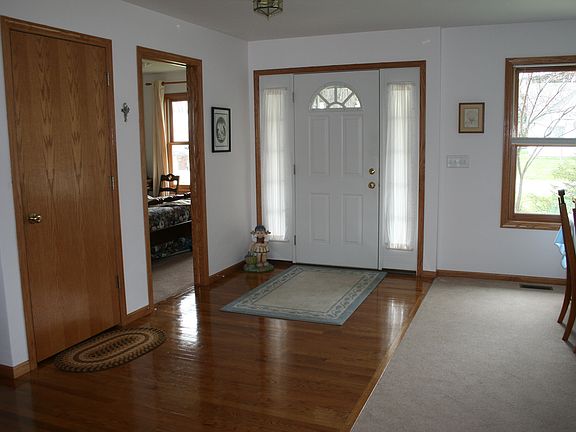 2nd image of 131 Garnett Ave