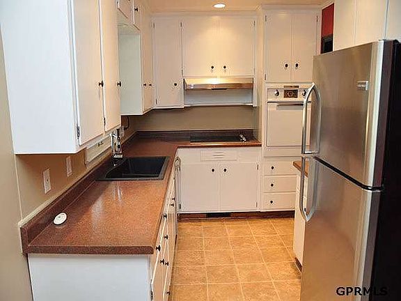2nd image of 3011 S 44th St