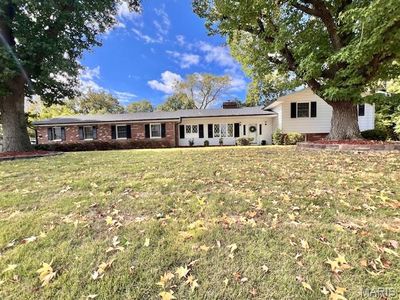 4904 Paris Dr, Godfrey, IL, 62035