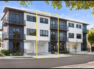 1376 SW 4th St #3, Miami, FL 33135