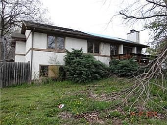 3rd image of 1608 N 74th Ct