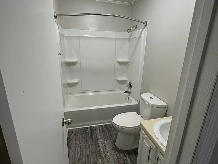 Springbrook Apartments — Photo 16