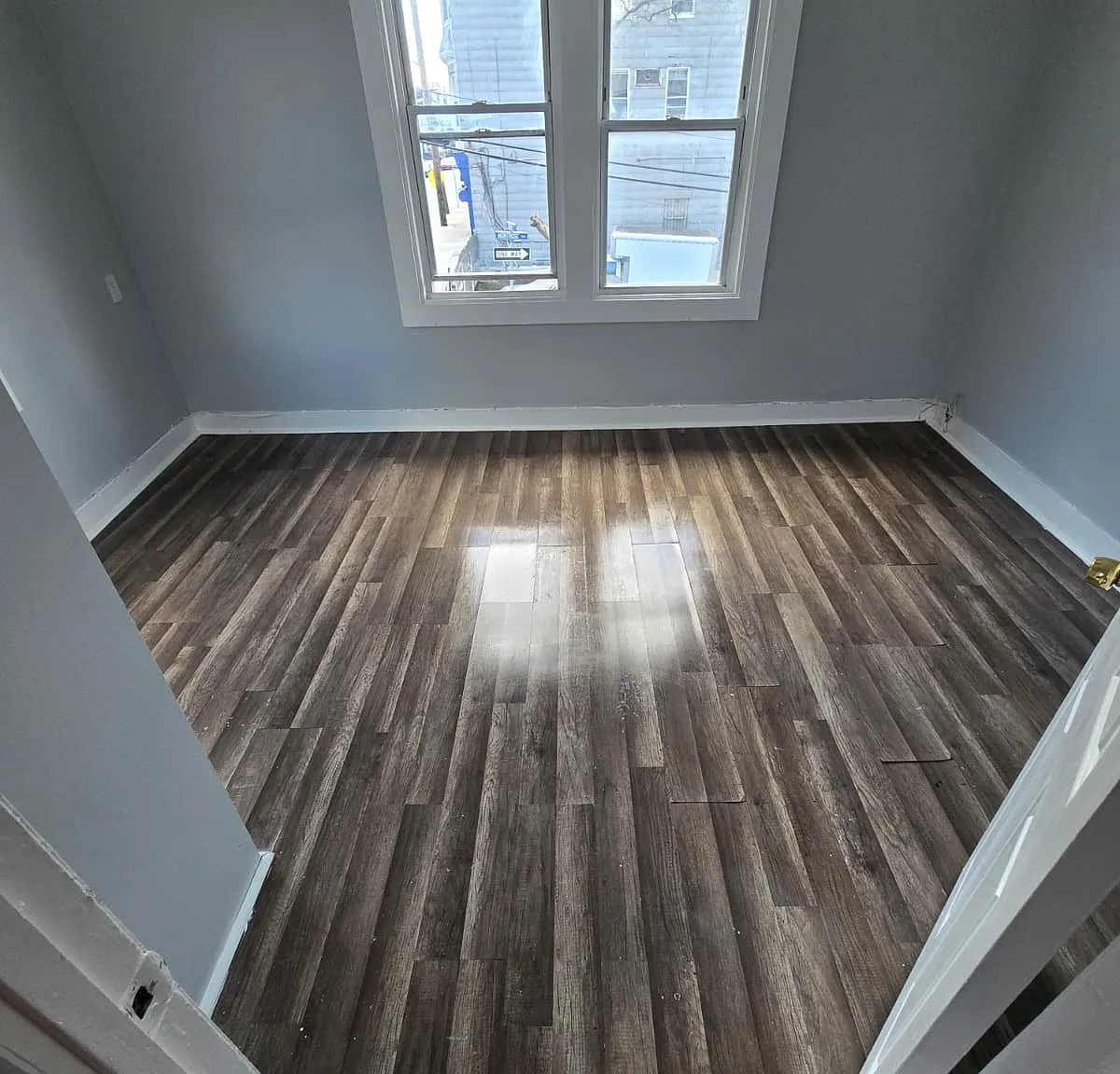 2 Montrose Ter — Photo 2