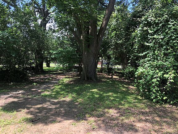 5th image of 2919 Avenue K