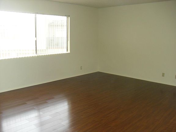 3rd image of 6552 Westpark Pl #C