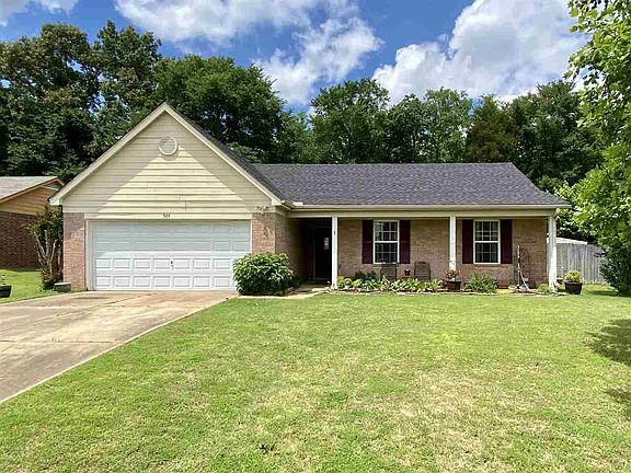 2nd image of 505 Oakland Hills Dr