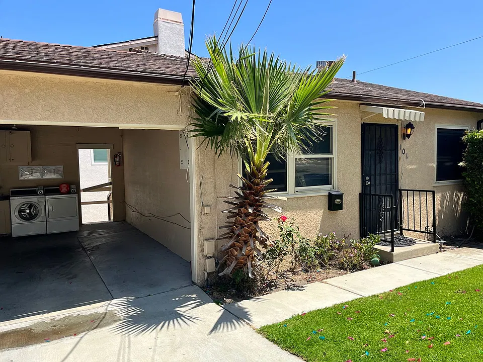 101-111 W Sycamore Ave #831