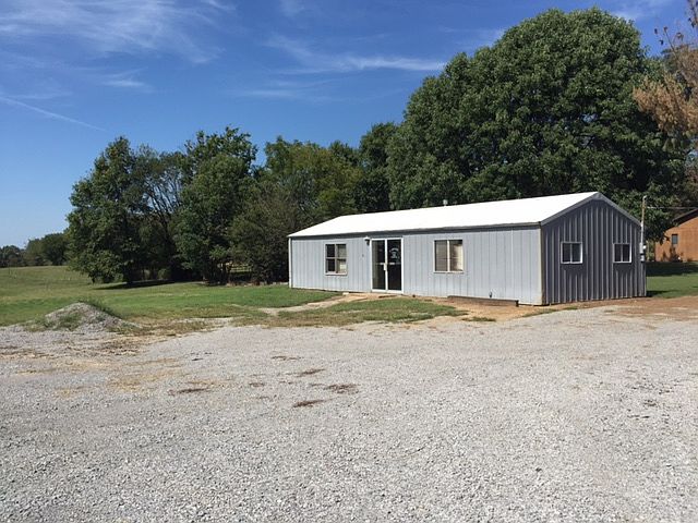 2nd image of 1441 Us Highway 45