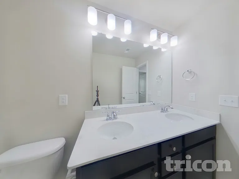 213 Spring Knoll Dr — Photo 14