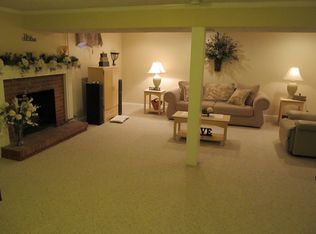 206 Howard Ave, Waynesboro, VA 22980
