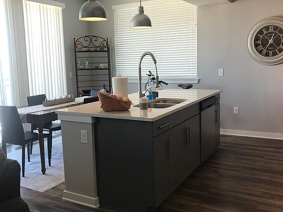 2nd image of 1001 14th St #409
