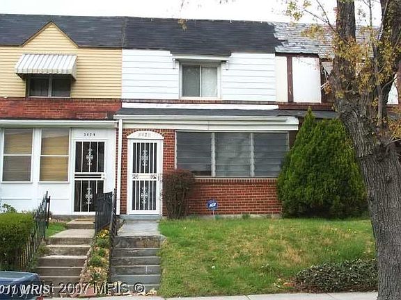 2nd image of 3426 Baker St NE