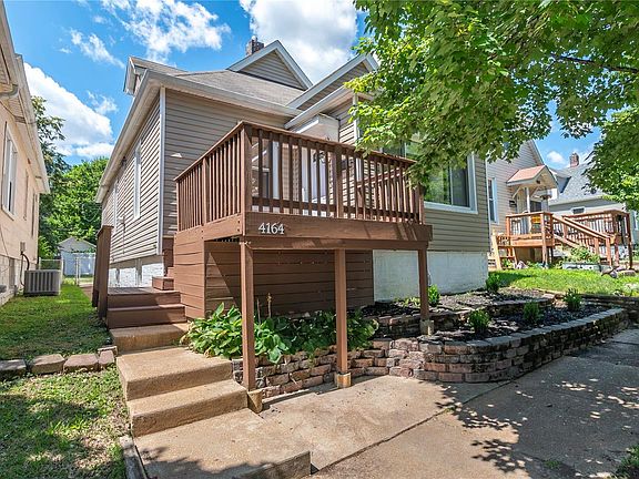 3rd image of 4164 Burgen Ave