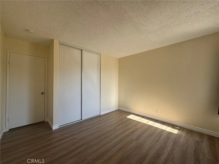974 N Darfield Ave — Photo 4