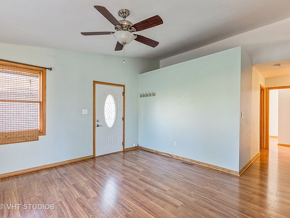 4th image of 654 E Calhoun St