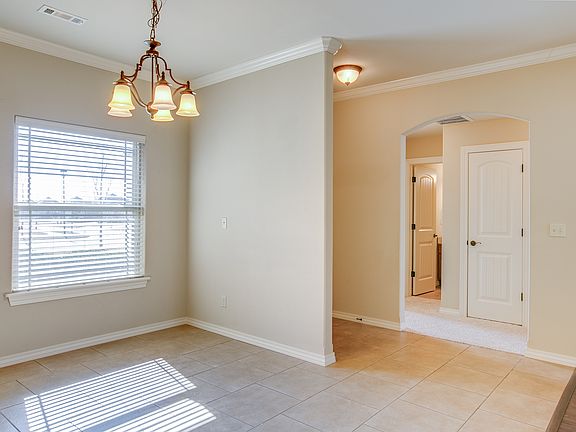 3rd image of 2904 W Ika Ln