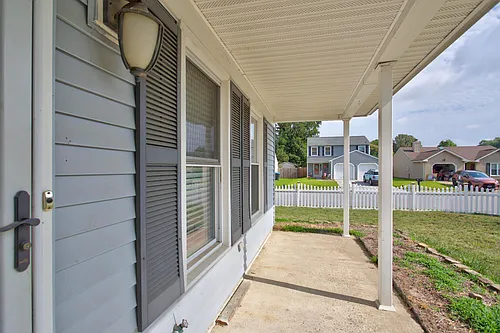 1901 Stillwood Ln Photo 1