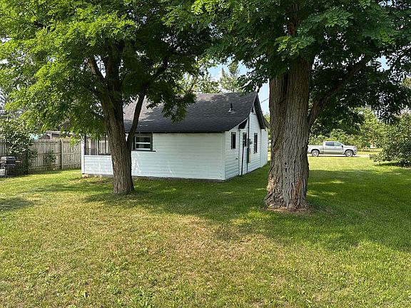 5th image of 3115 Olsen St