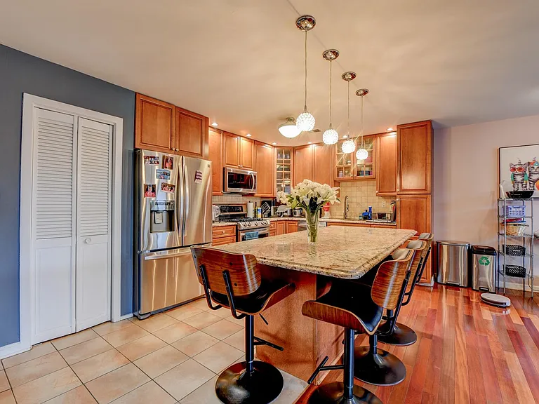 572 Sanderling Ct — Photo 18