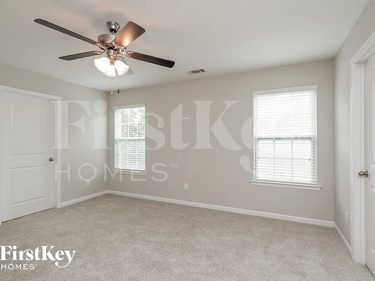 6806 Broad Valley Ct — Photo 10