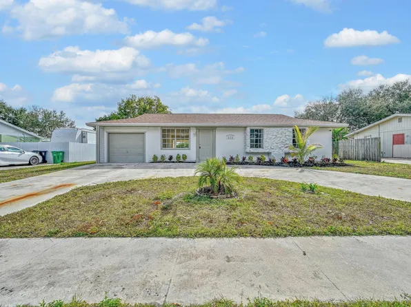 434 NE Electra Avenue, Port St Lucie, FL 34983
