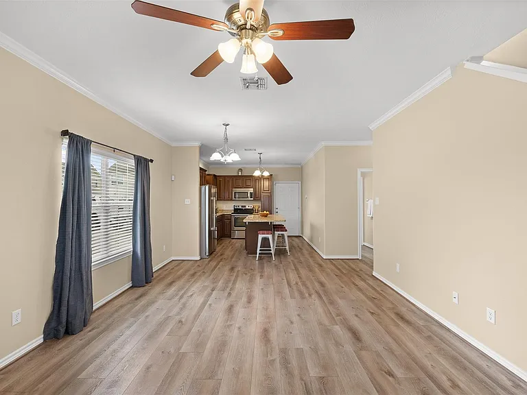 2610 Mandi Ct — Photo 12