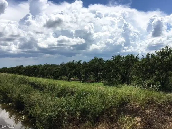 4590 Sears Rd, Labelle, FL 33935
