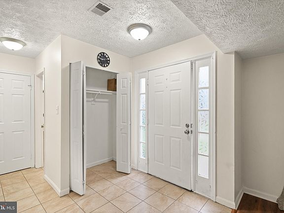 5th image of 6101 Hoskins Hollow Cir #D