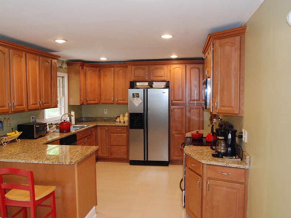 1st image of 3783 Marlborough Dr