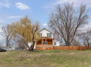 341 S Lake St, Shell Rock, IA 50670