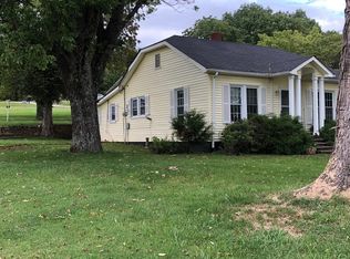 2098 Charlie Moran Hwy, Horse Cave, KY 42749