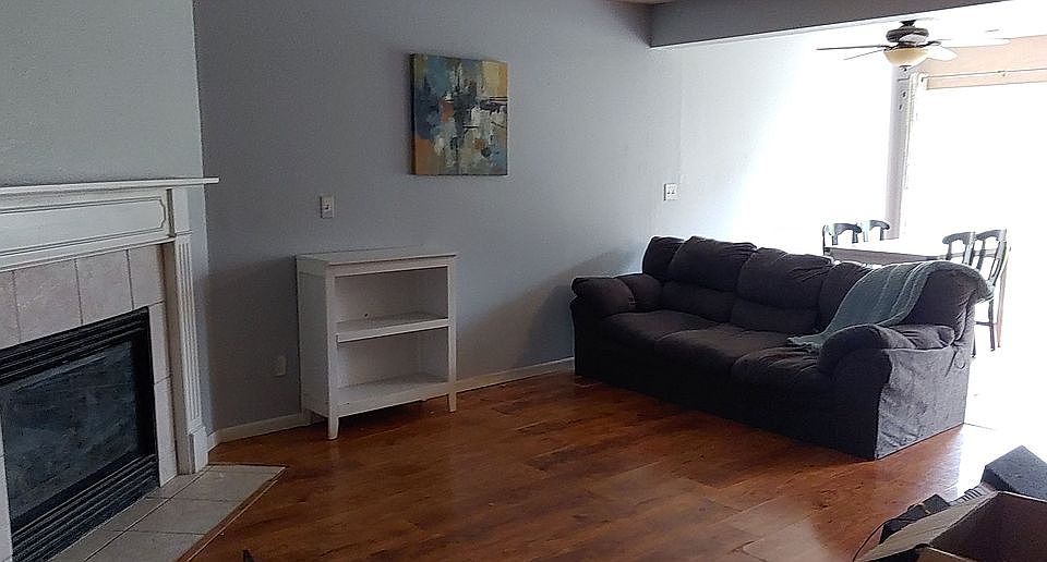 1st image of 1343 SE Lexington Ave #136B