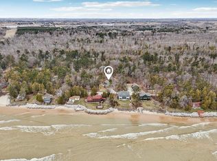 N2258 Foster Rd S, Oostburg, WI 53070