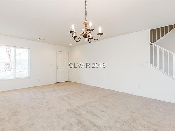 2nd image of 5328 Hollyridge St